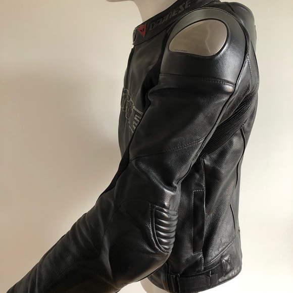 Dainese Leather Jacket - Picture 4 of 7